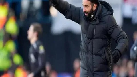 梅州客家7-2惨败海港主场，8月17日迎战上海申花即将上演新对决